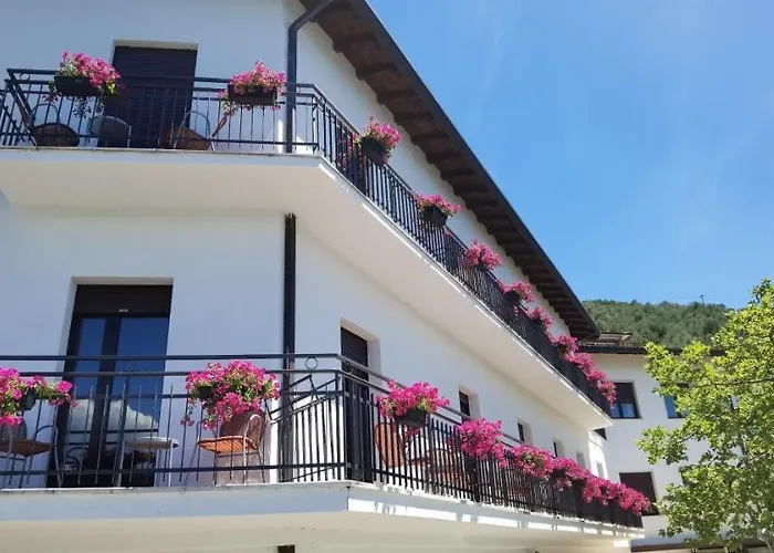 호텔 S.maria 브렌조네 술 가르다