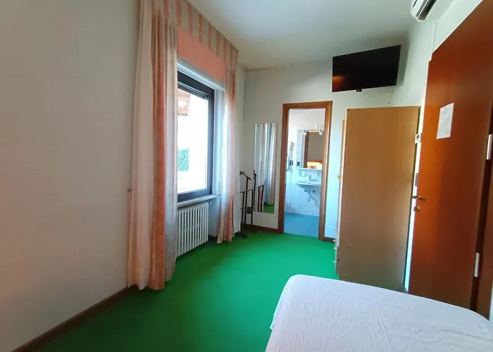 S.maria 브렌조네 술 가르다